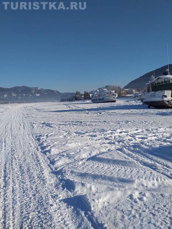  Прогулка по льду Телецкого озера