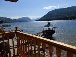 Отдых на Алтае : Отели и гостевые дома на Телецком озере : Вид на озеро от Усадьбы Ару-Кёль