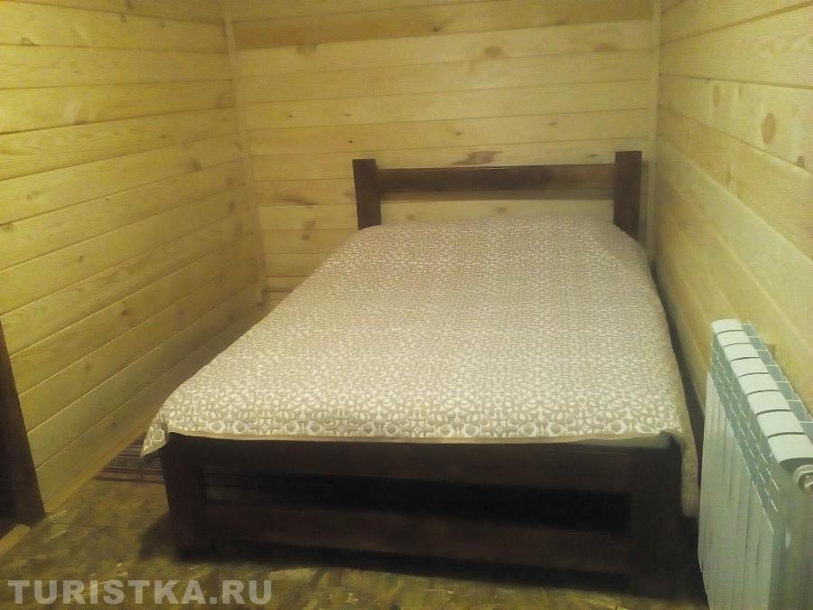 Комната с двуспальной кроватью 