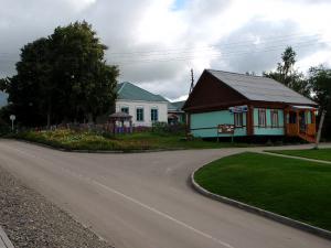 Детский сад и магазин Ивушка