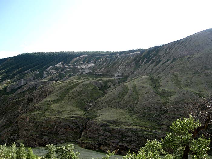 Вид на перевал Кату-Ярык из долины