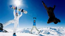 Отдых на Алтае : Горнолыжный комплекс Артыбаш : Соревнования по сноуборду в дисциплине Big Air