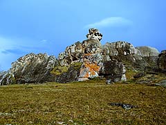 Конный поход на плато Укок : Урочище Чокпартас (Шокпартас)