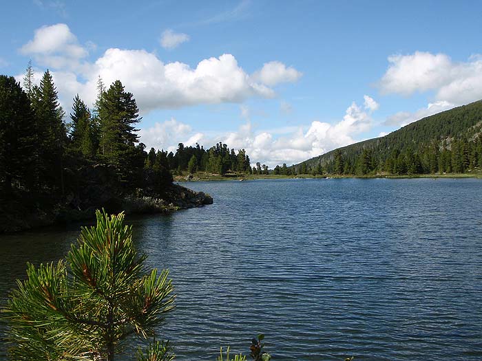 Четвертое озеро, вид на Каракольскую долину