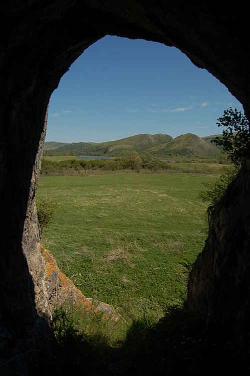Пещера Загонная