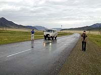 Автопробег по Горному Алтаю (май 2006) : Асфальт за Беш-Озеком
