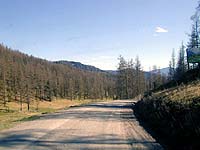 Автопробег по Горному Алтаю (май 2006) : Спусск с Кырлыкского перевала