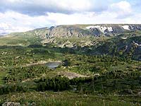 Горный Алтай : Поход от Чемала до Телецкого (лето 2007) : Вид на Байаюкские озера с перевала