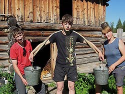 Горный Алтай : Отчет о походе  харитоновцев на восток : Вода в баньку