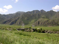 Ороктойский мост через реку Катунь