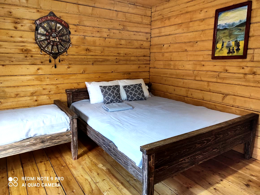 3-х местный домик с 2-спальной и 1-спальной кроватями