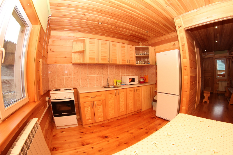 Кухня. Второй этаж на 5-6 чел. 