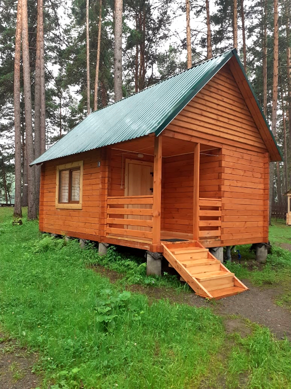 Благоустроенный 3-х местный домик