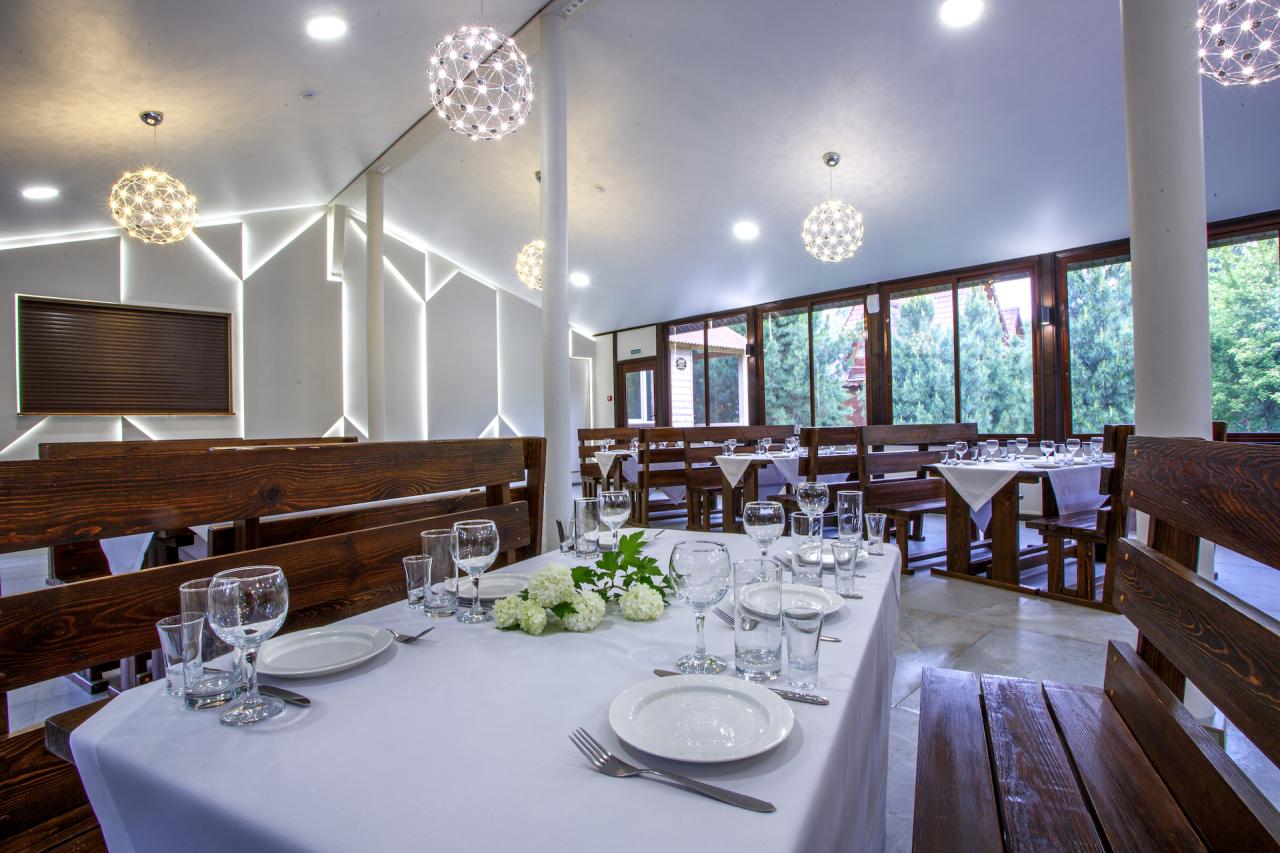 Летний банкетный зал