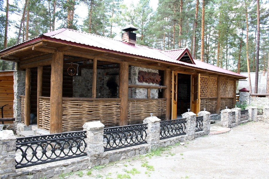 Беседка для компании до 20-ти человек