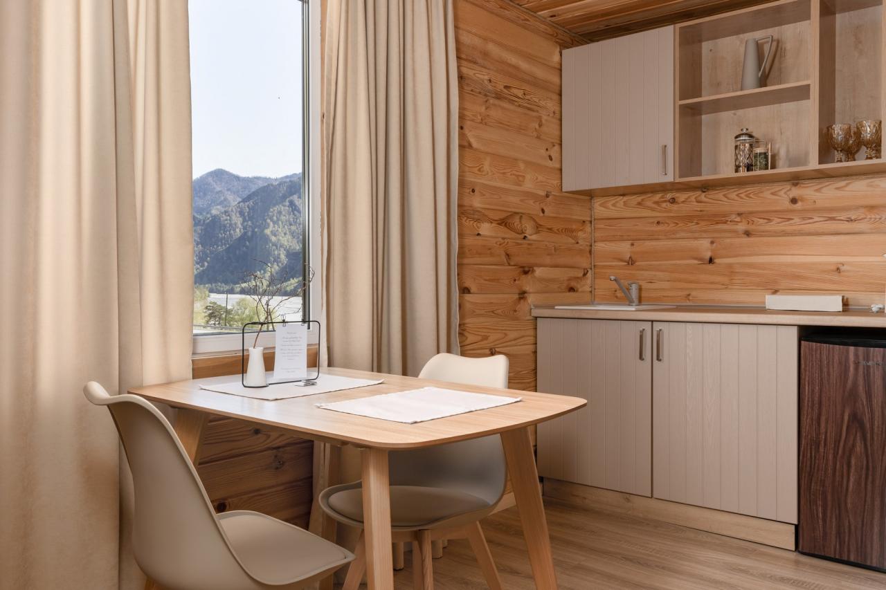 Студия. Обеденная зона