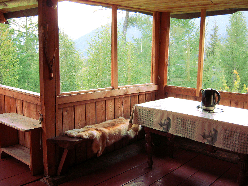 Терраса Охотничьего домика