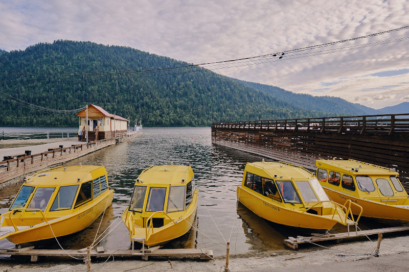 Катер аренда Телецкое озеро