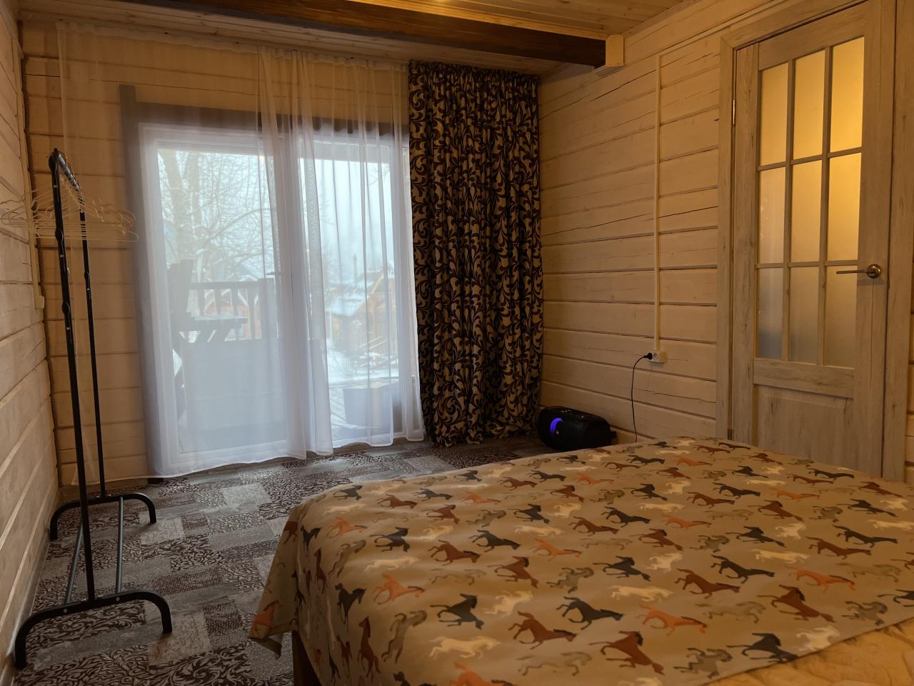 4-хместный домик с кухней-гостиной и спальней