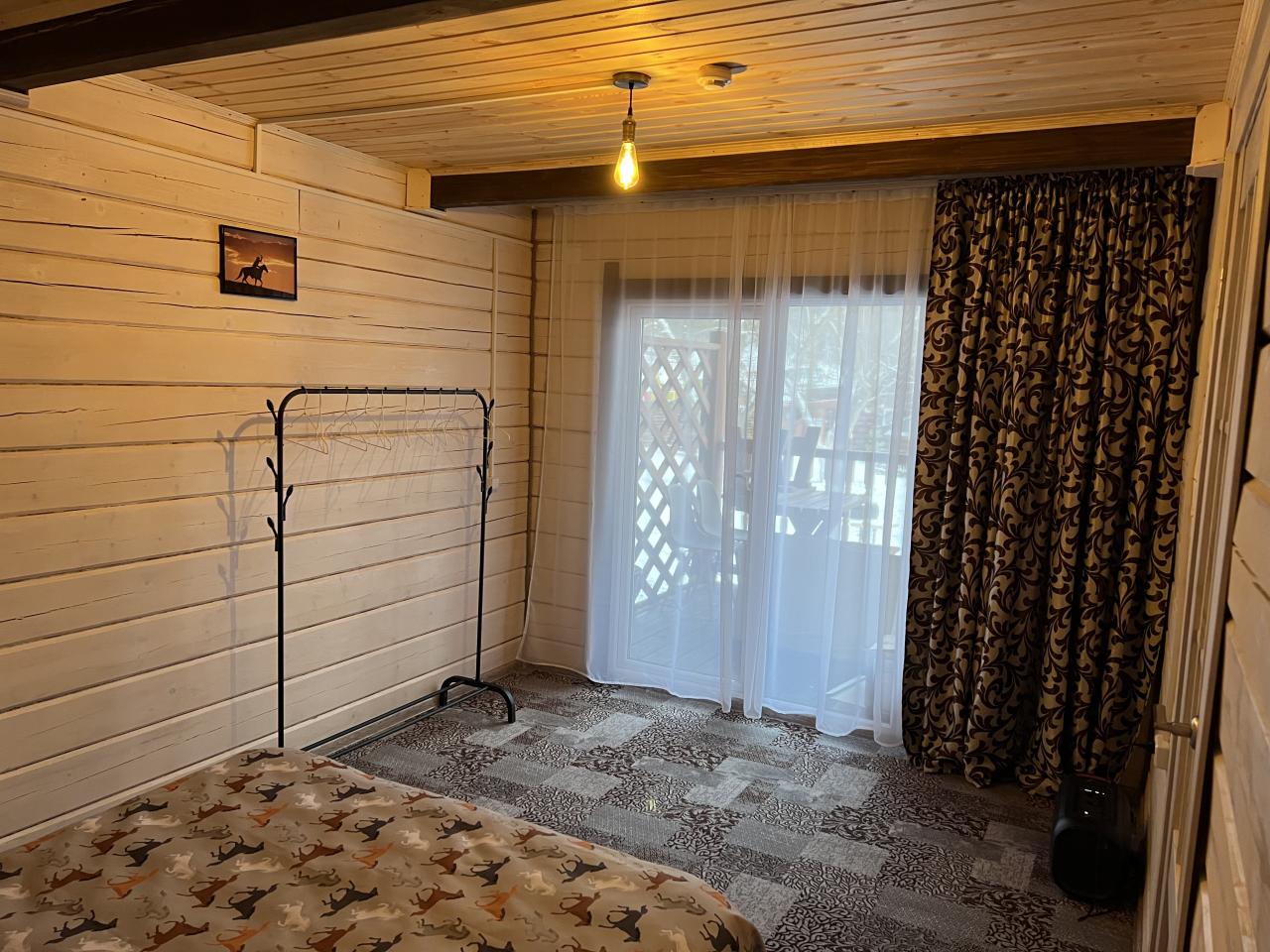 4-хместный домик с кухней-гостиной и спальней