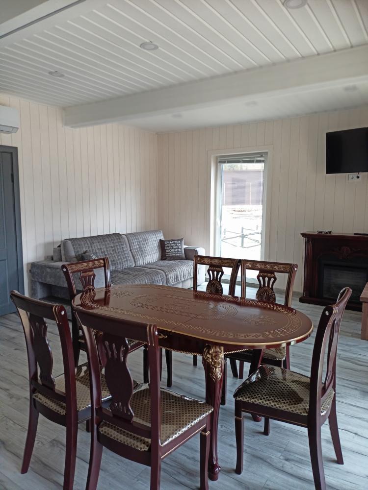 Гостиная-кухня в Коттедже