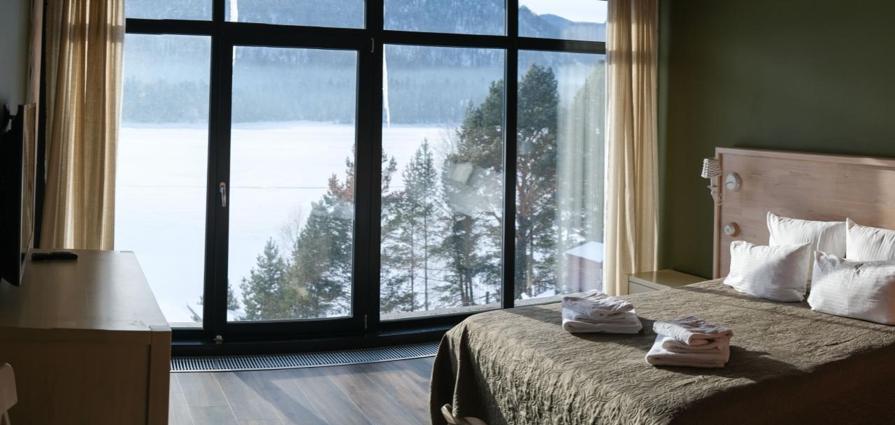 Шале Телецкое. Номер люкс.