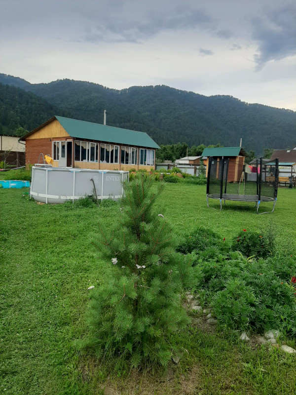 Усадьба "На Молодежной" в Элемонаре на Алтае