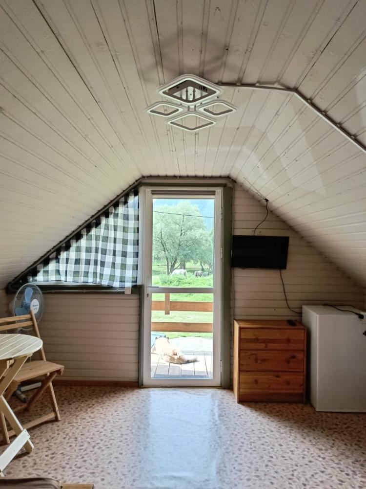 3-хместный номер 2 этаж Летнего дома