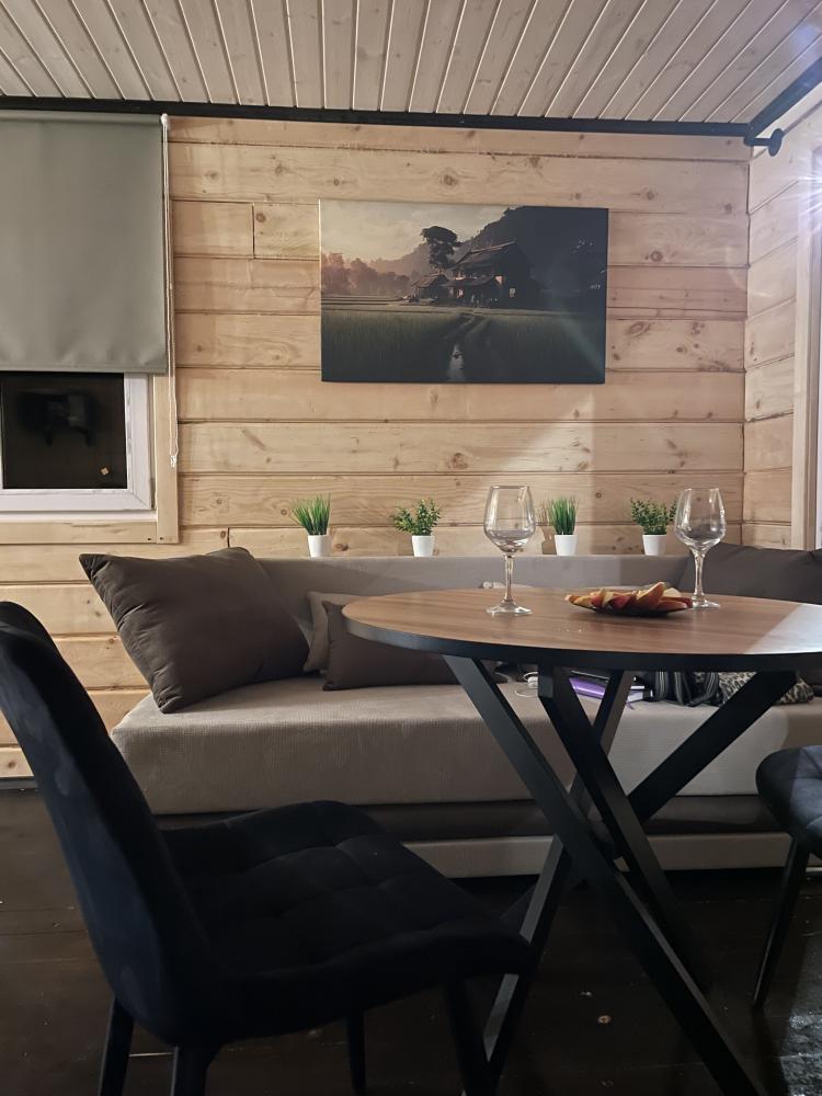 Благоустроенный домик из кедра с панорамным видом на реку 