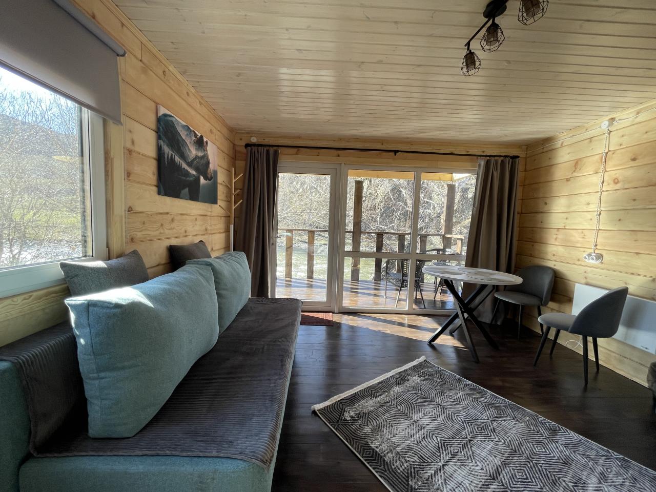 VIP 2. Домик из кедра с панорамным видом на реку 