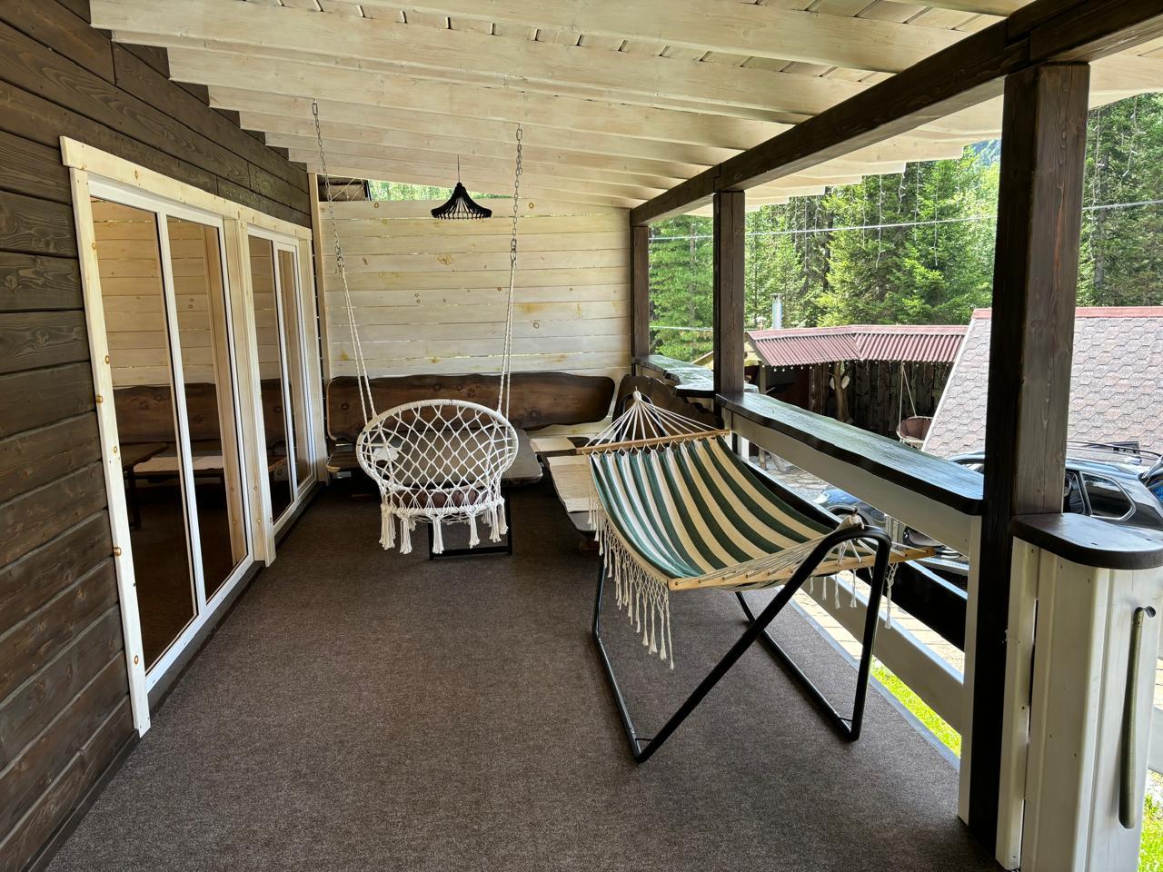 Гостевой дом на Телецком озере "Елки-Палки" в Артыбаше