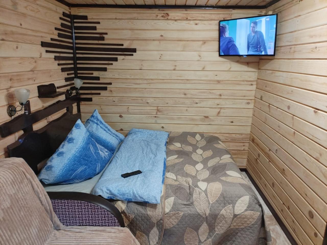 Благоустроенный дом недалеко от Чемала (до 4 мест)