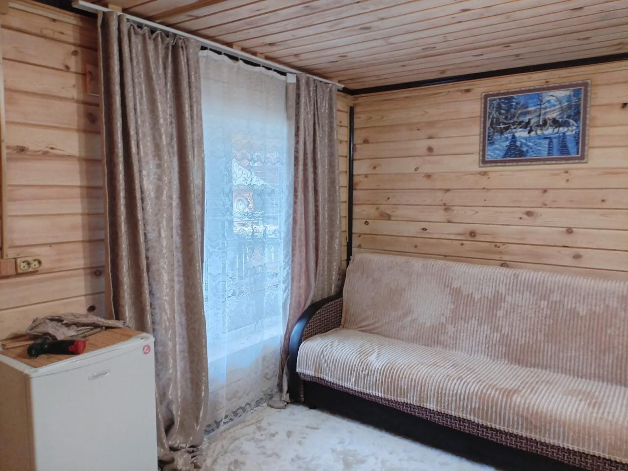 Благоустроенный дом недалеко от Чемала (до 4 мест)