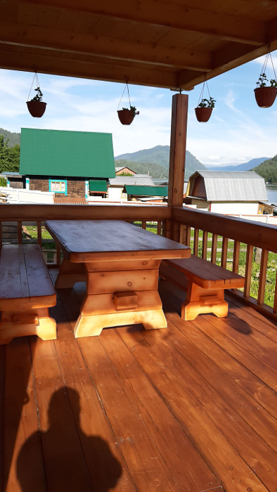 Коттедж с террасой и балконом