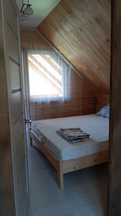 Коттедж с террасой и балконом