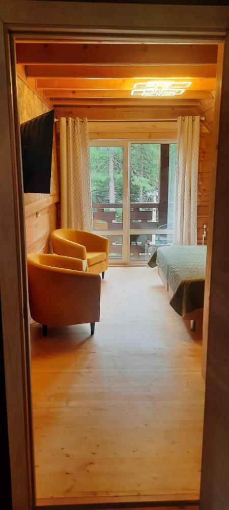 номер 3 второй этаж 