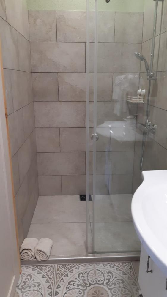 номер 2 первый этаж