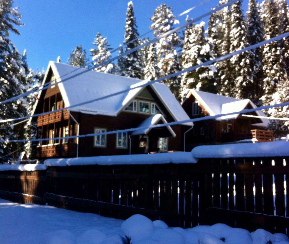 Внешний вид усадьбы "Домашний очаг"