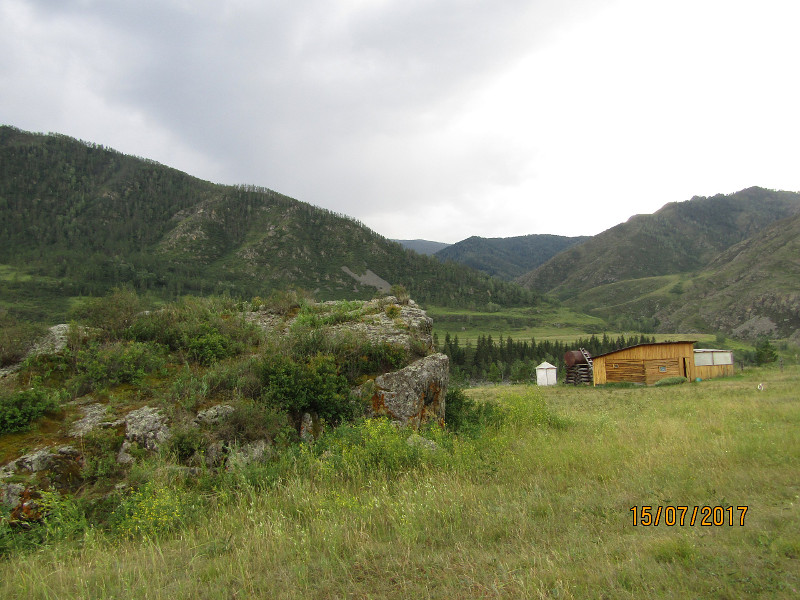 Баня у реки