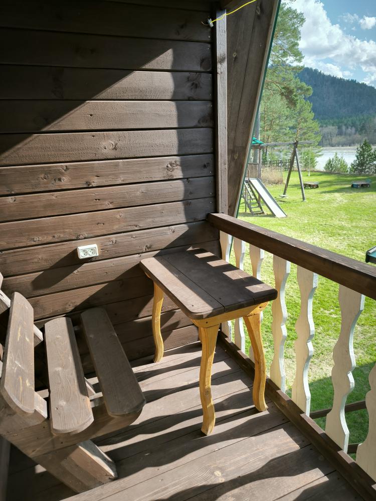 Дом №2.  Веранда второй этаж.