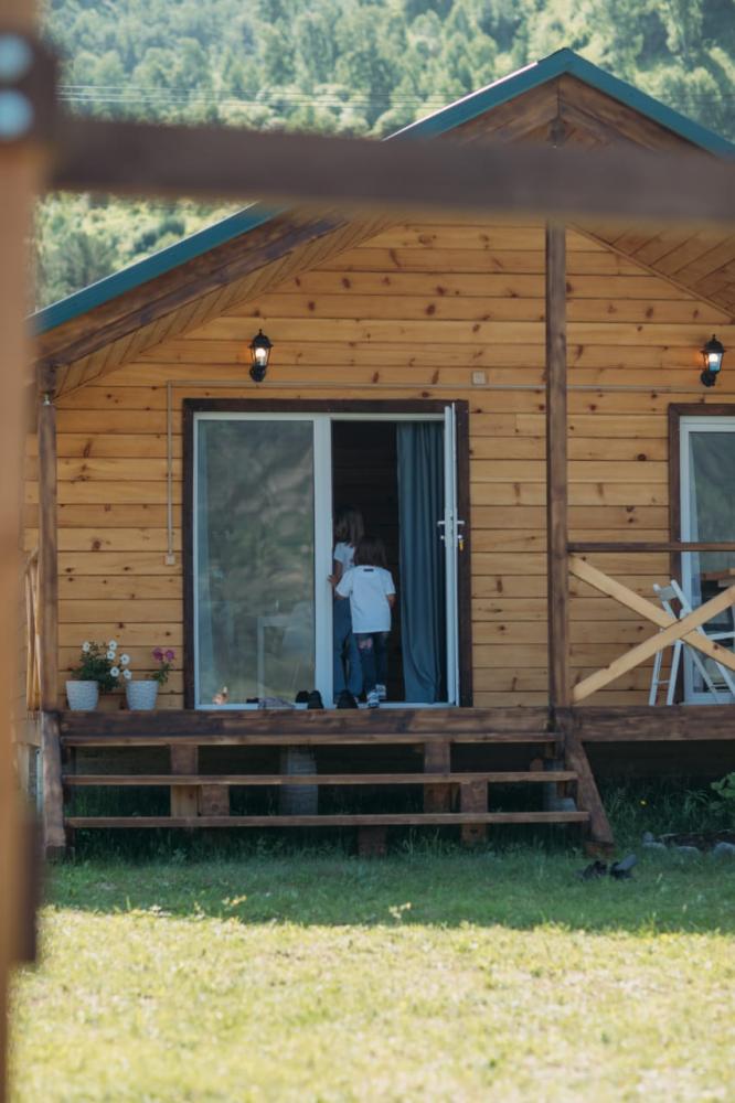 Кедровый четырёхместный домик