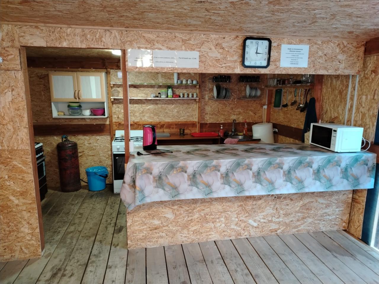 Летняя кухня-столовая