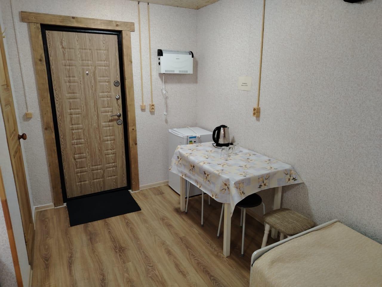 Номер 7 благоустроенный с тремя кроватями