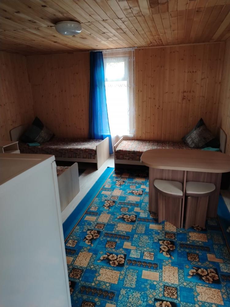 Дом №4 четырехместный с односпальными кроватями