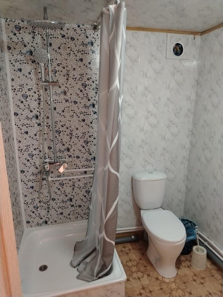 Дом №1 двухместный благоустроенный с кухней