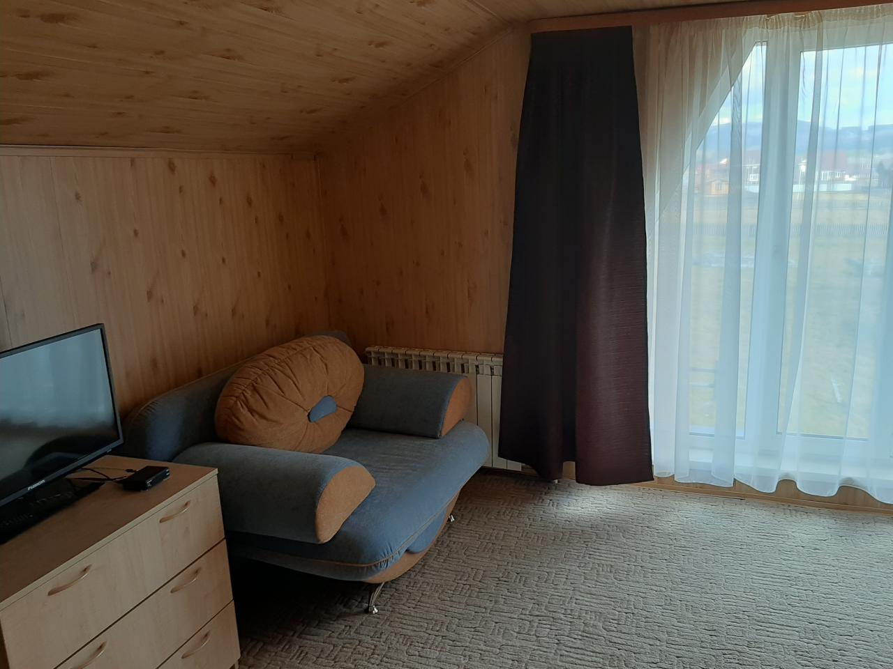 Номер 7 в мансарде