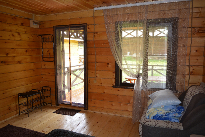 Трехместный домик