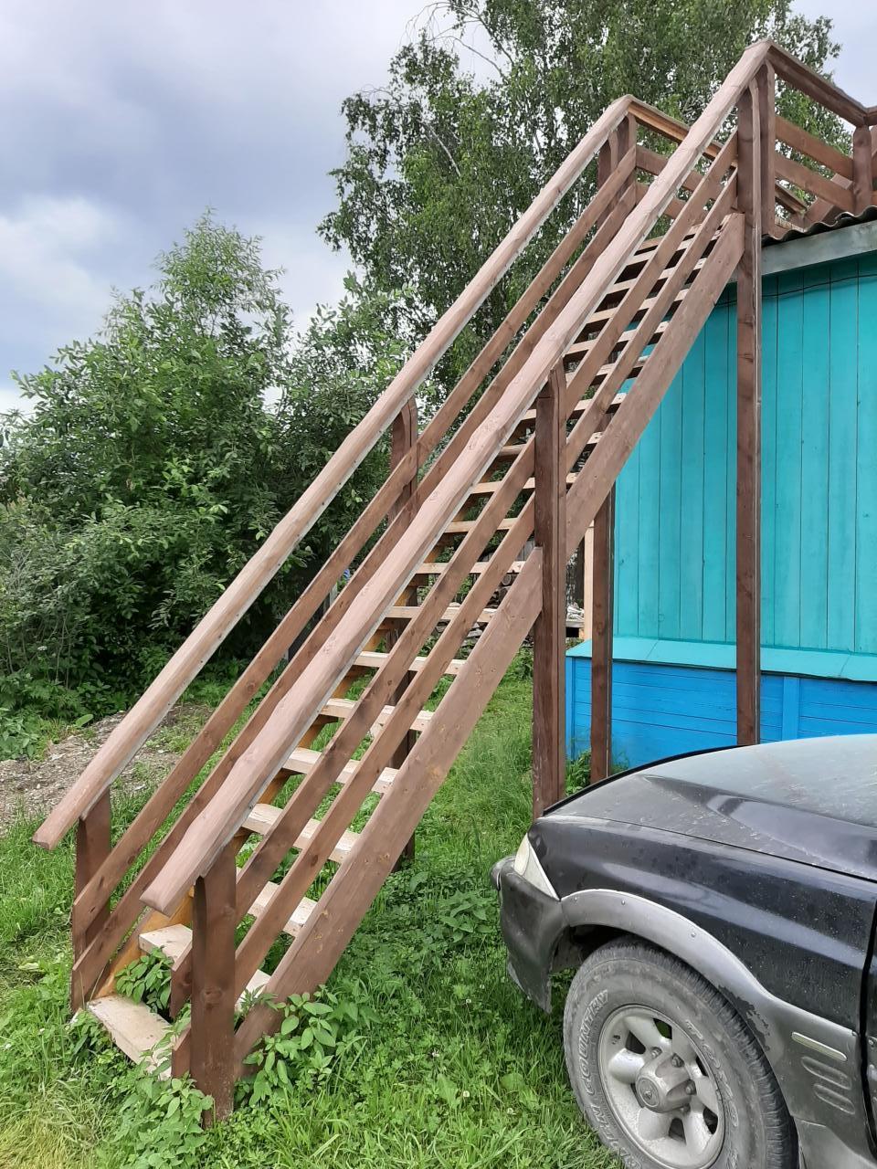 Лестница на второй этаж