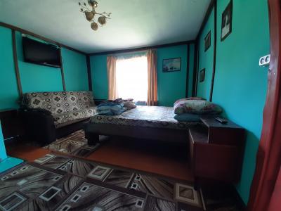 Семейный номер с видом на озеро, спальня