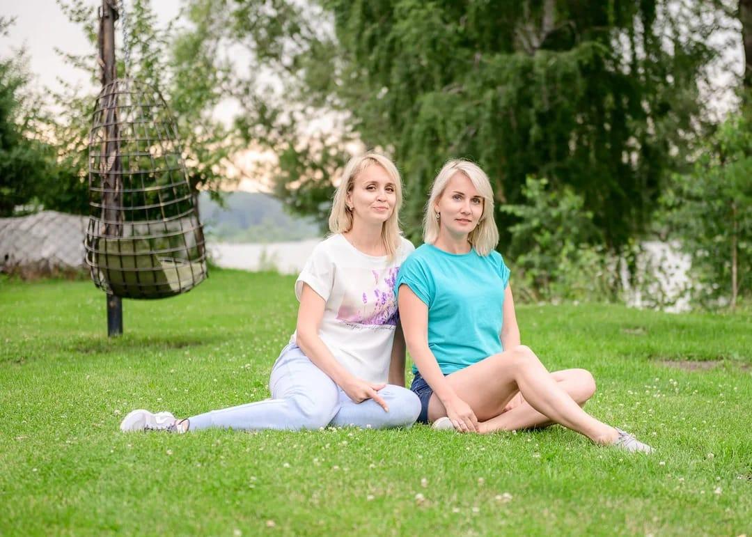 Семейный отдых на Алтае у реки Катунь